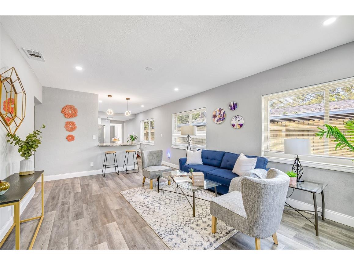 5050 Emerson Avenue S Saint Petersburg FL 33707 TB8351296 image5