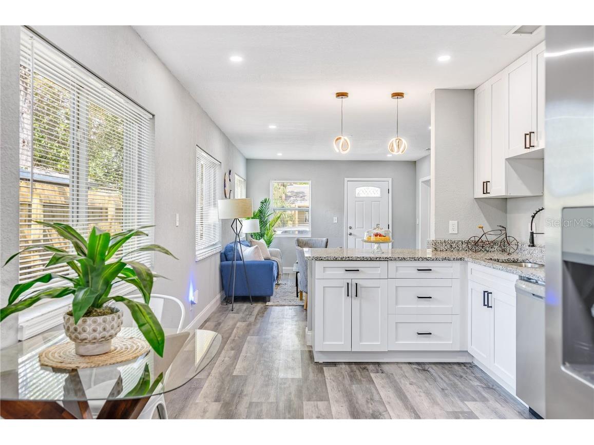 5050 Emerson Avenue S Saint Petersburg FL 33707 TB8351296 image9