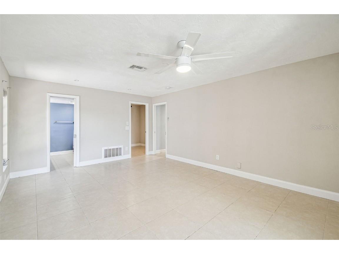 5050 Porpoise Place New Port Richey FL 34652 TB8410630 image32