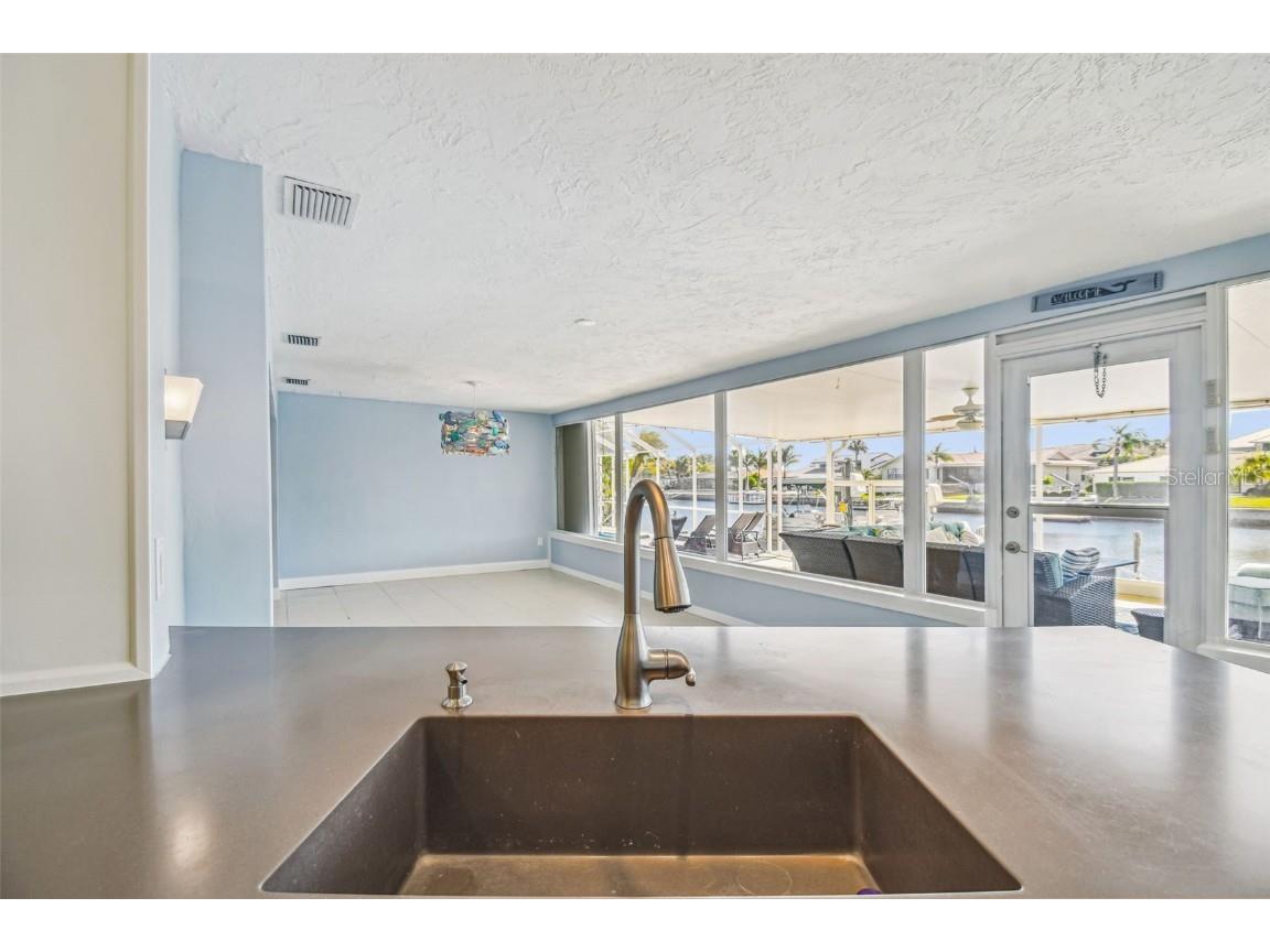 5050 Porpoise Place New Port Richey FL 34652 TB8410630 image41