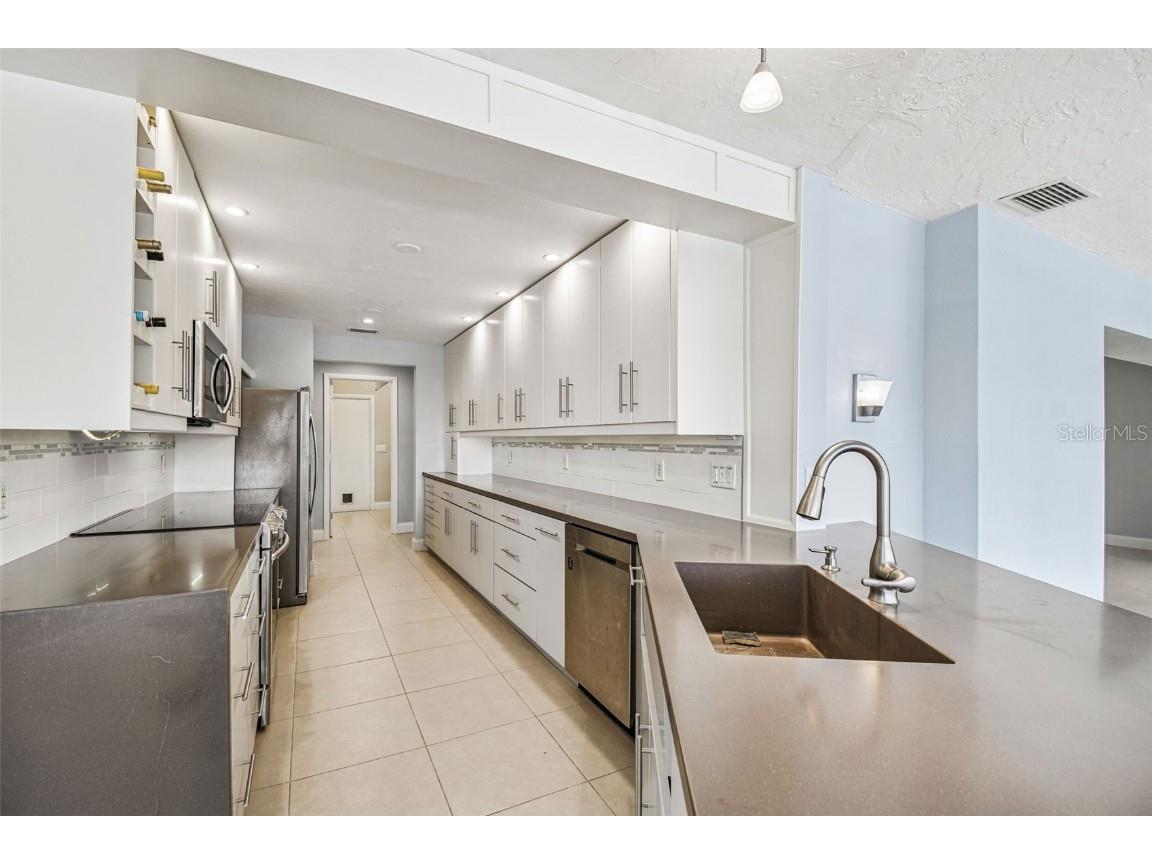 5050 Porpoise Place New Port Richey FL 34652 TB8410630 image42