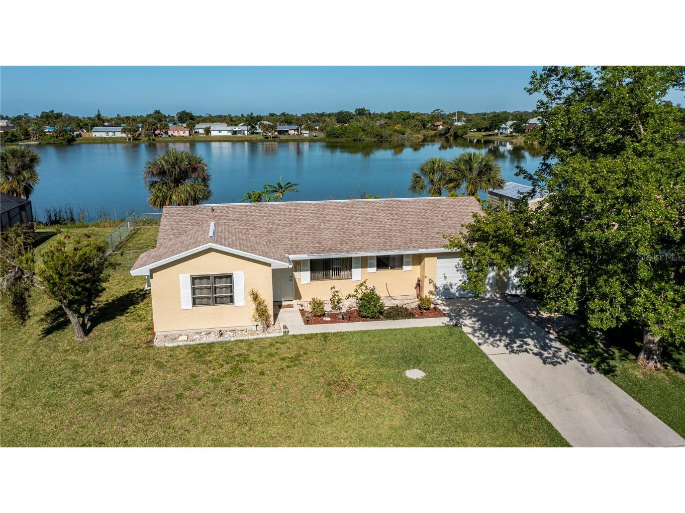 5051 Administration Street Port Charlotte FL 33948 C7490638 image1