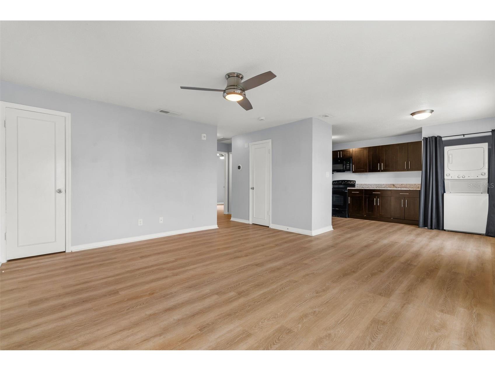 5052 Starfish Drive SE #D Saint Petersburg FL 33705 TB8512151 image8