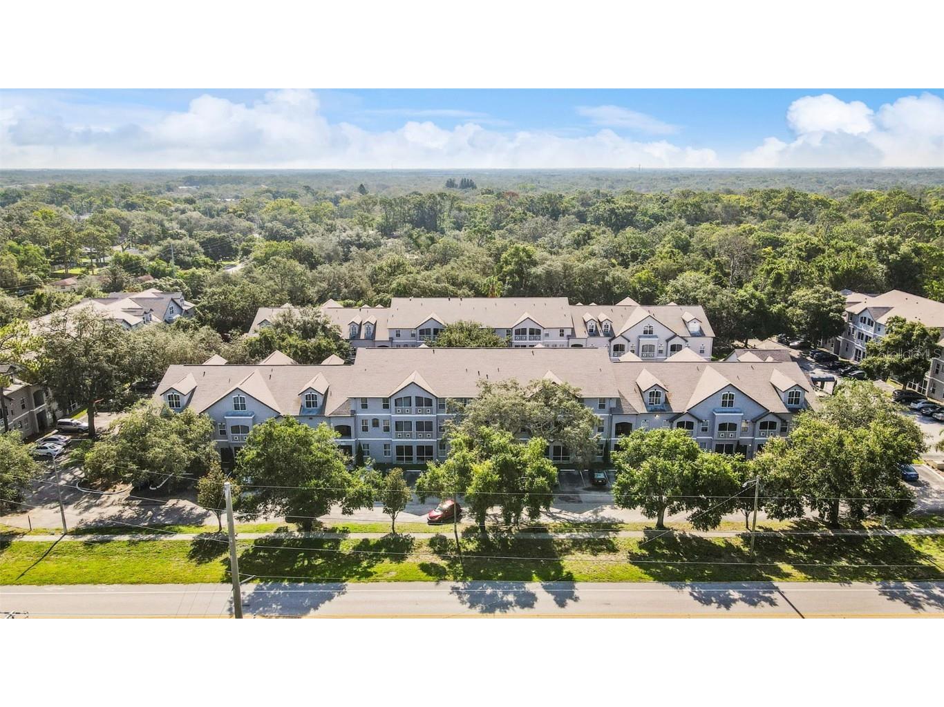 5052 Sunridge Palms Drive #204 Tampa FL 33617 TB8405975 image1