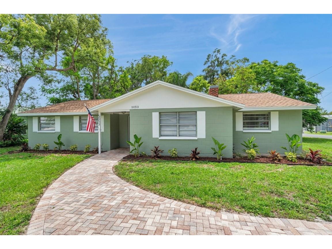 5053 18th Street Zephyrhills FL 33542 TB8393573 image1