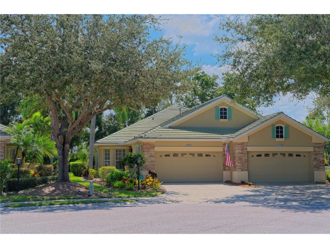 5053 Lakescene Place Sarasota FL 34243 A4578619 image1