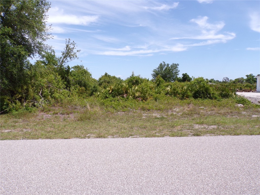 5054 Cannon Street Port Charlotte FL 33981 C7490390 image1