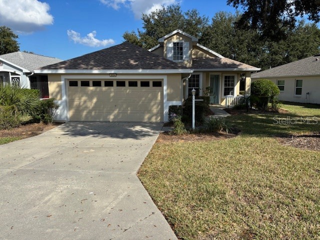 5054 Portsmouth Street Tavares FL 32778 - LITTLE LAKE HARRIS V4946126 image1