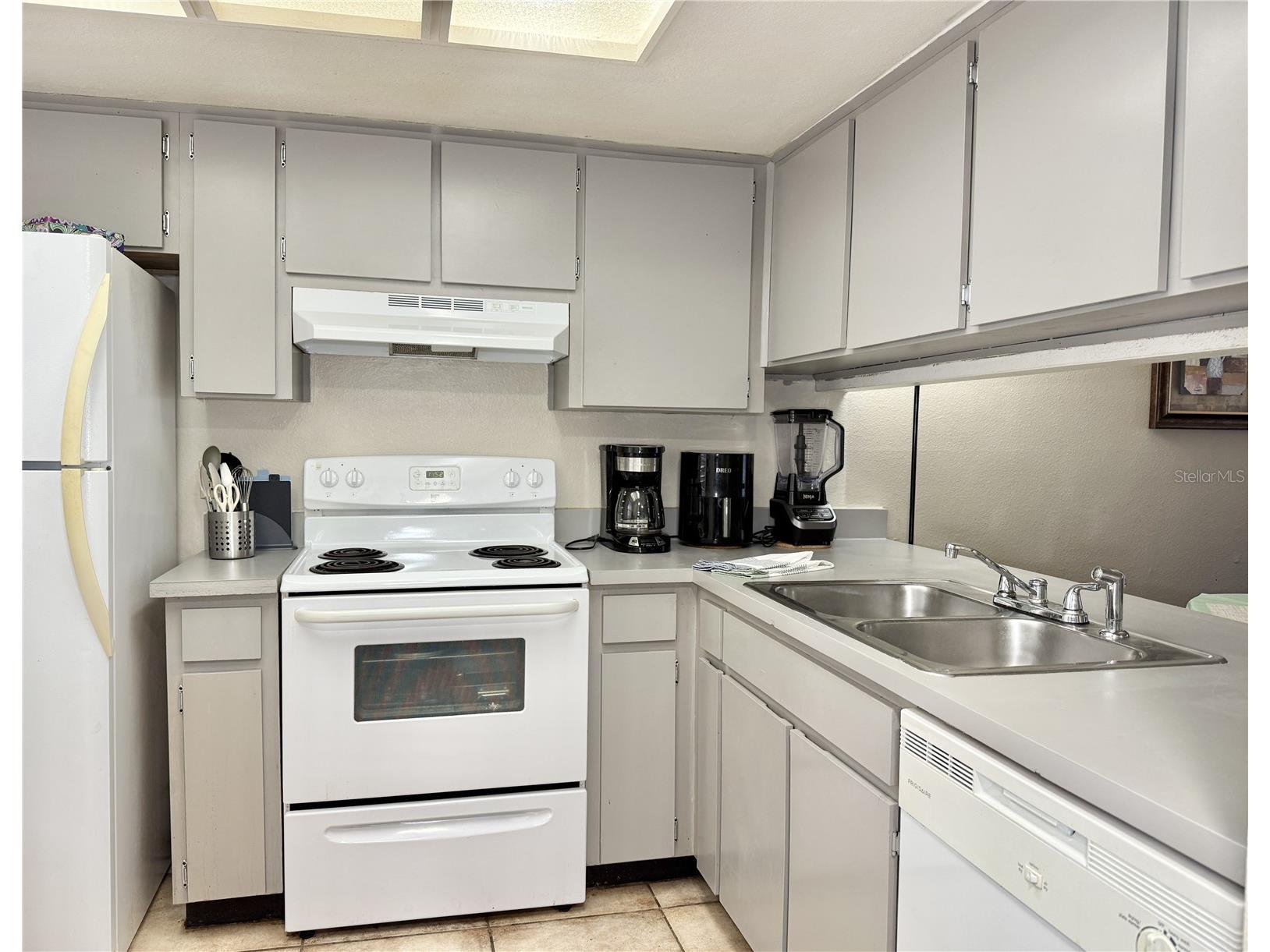 5054 Terrace Club Lane #101 Tampa FL 33617 TB8514084 image3