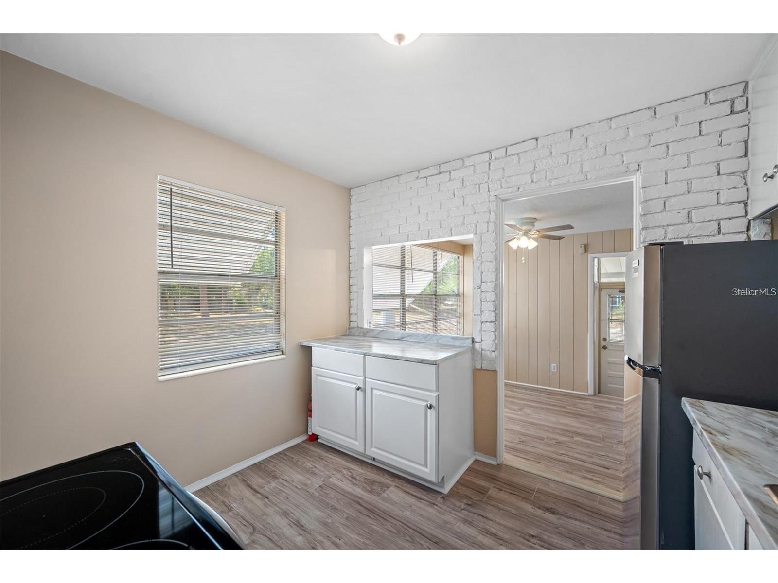 5055 3rd Avenue S Saint Petersburg FL 33707 TB8506737 image4