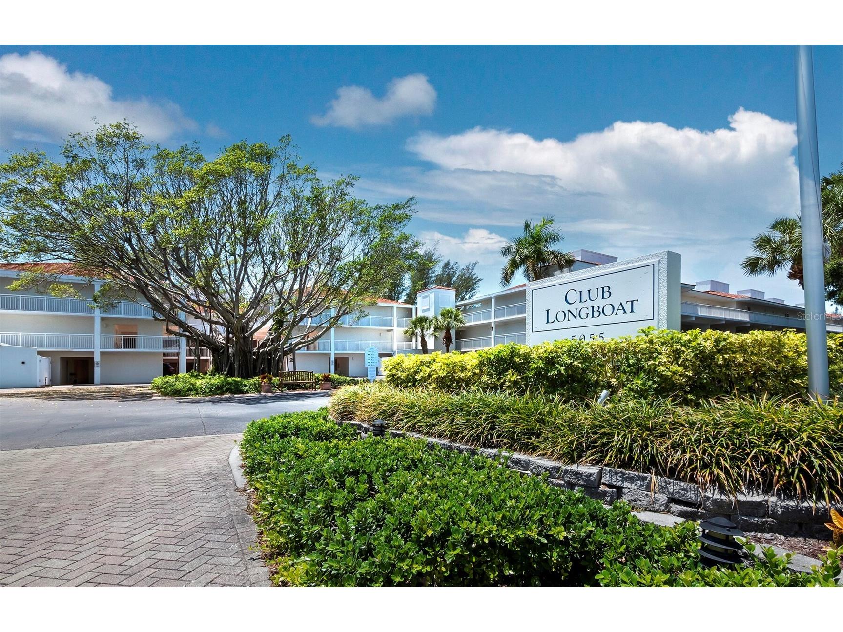 5055 Gulf Of Mexico Drive #421 Longboat Key FL 34228 - GULF OF MEXICO A4684543 image1