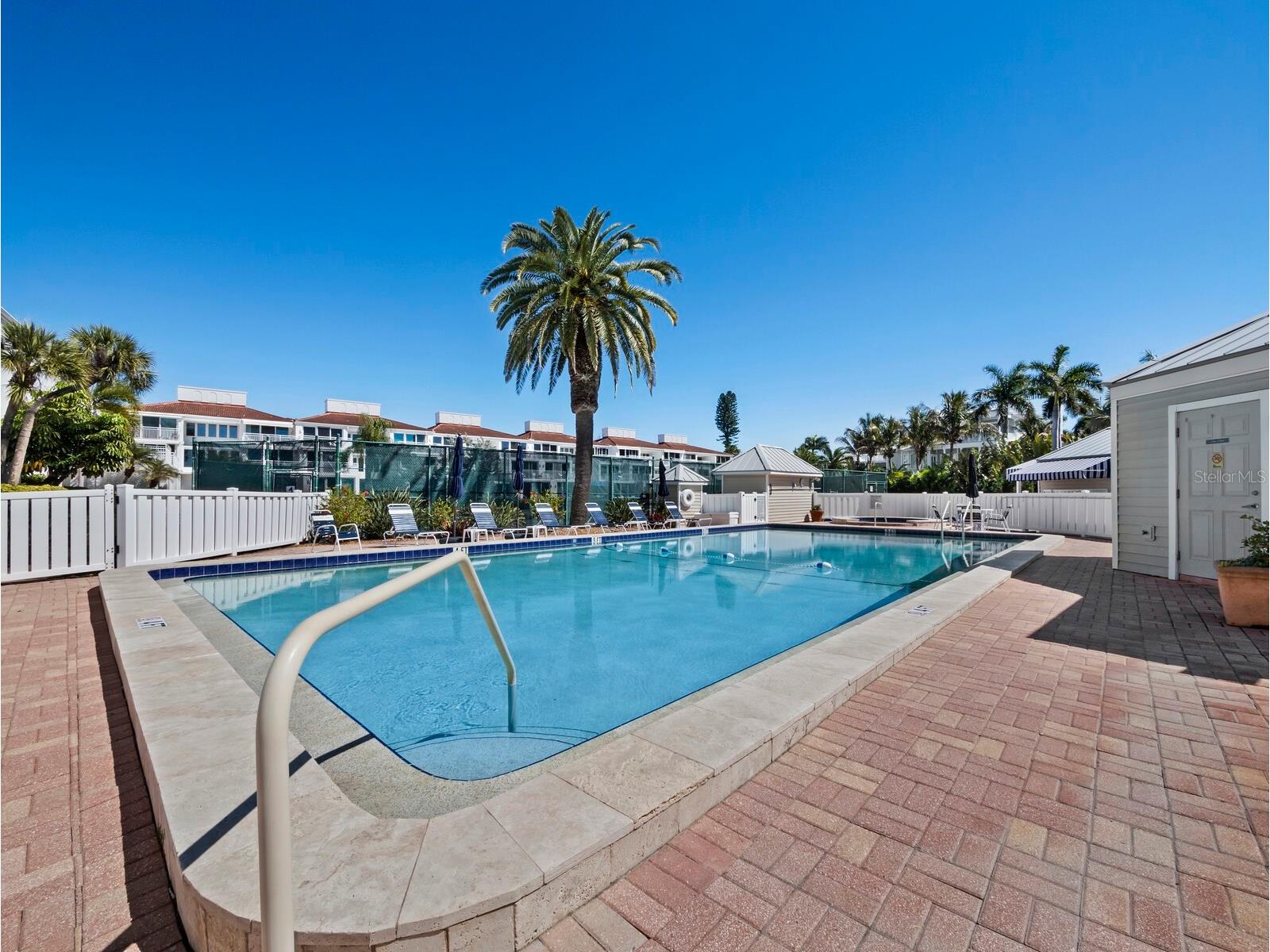 5055 Gulf Of Mexico Drive #421 Longboat Key FL 34228 - GULF OF MEXICO A4684543 image19
