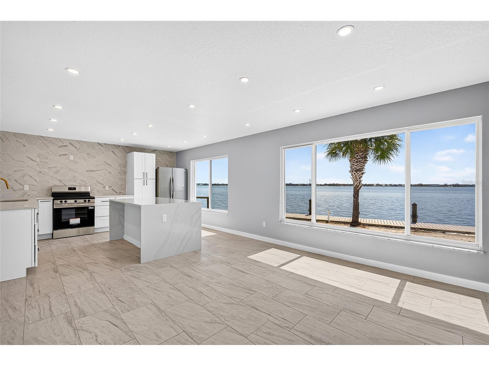 5055 N Beach Road #101 Englewood FL 34223 N6144922 image1