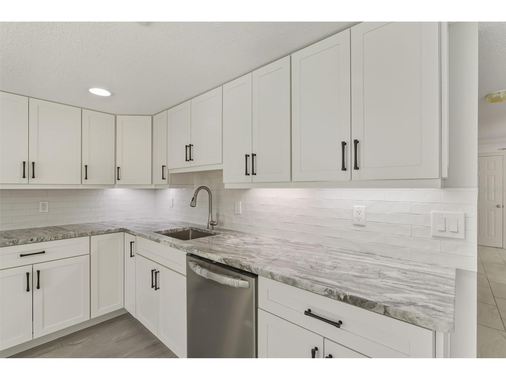 5055 N Beach Road #108 Englewood FL 34223 C7519628 image8