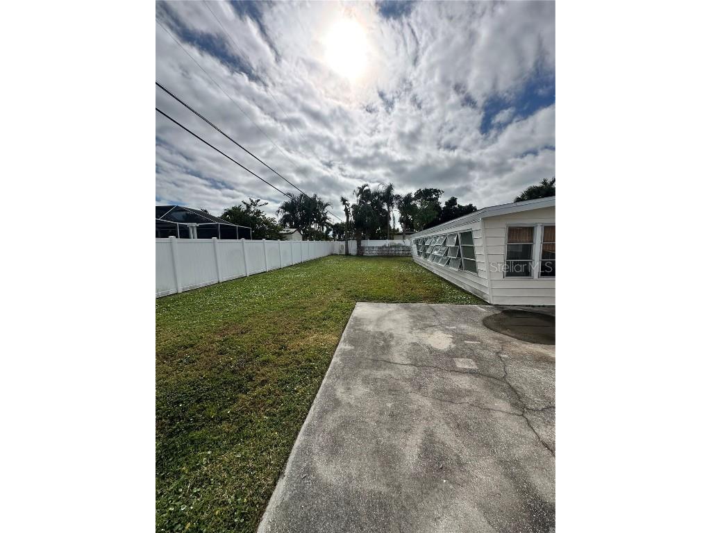 5056 42nd Street S Saint Petersburg FL 33711 TB8363119 image25