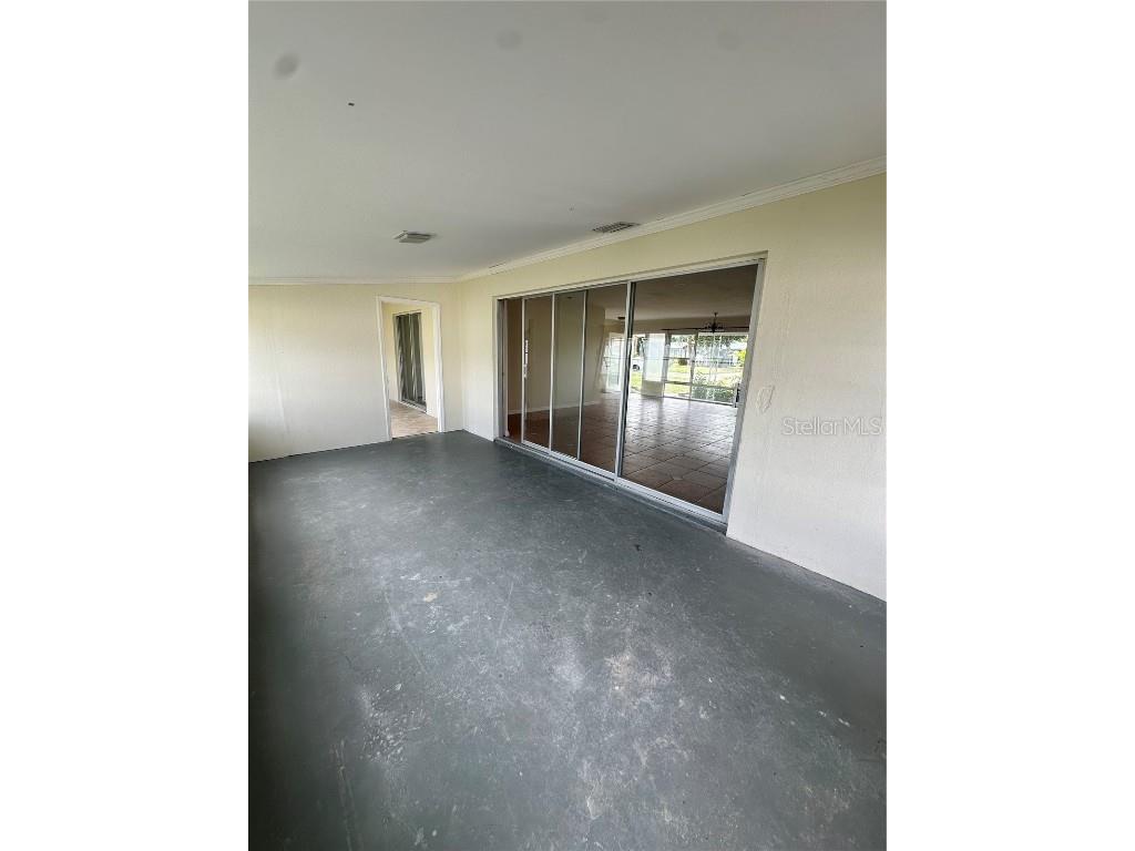 5056 42nd Street S Saint Petersburg FL 33711 TB8363119 image26