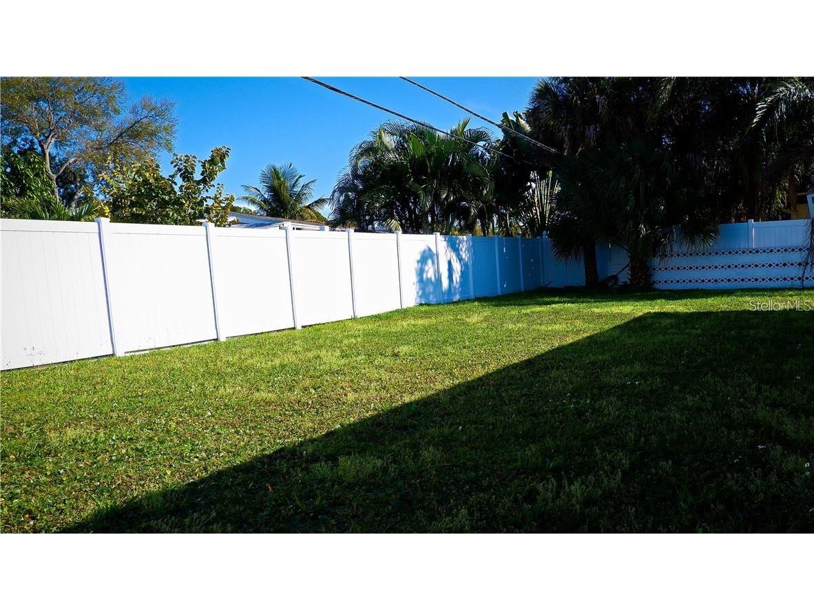 5056 42nd Street S Saint Petersburg FL 33711 TB8363119 image3