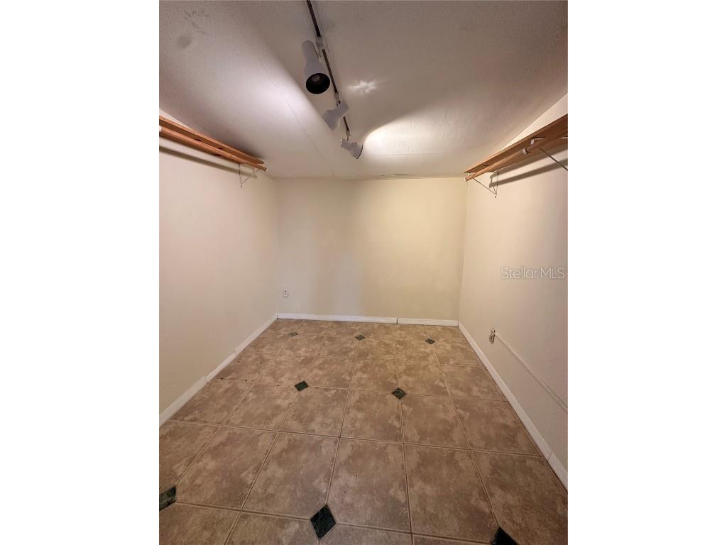 5056 42nd Street S Saint Petersburg FL 33711 TB8363119 image35