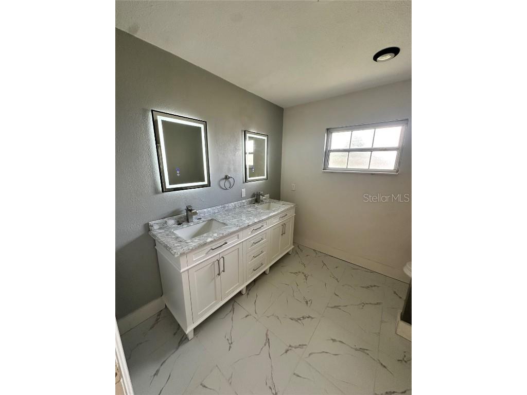 5056 42nd Street S Saint Petersburg FL 33711 TB8363119 image40