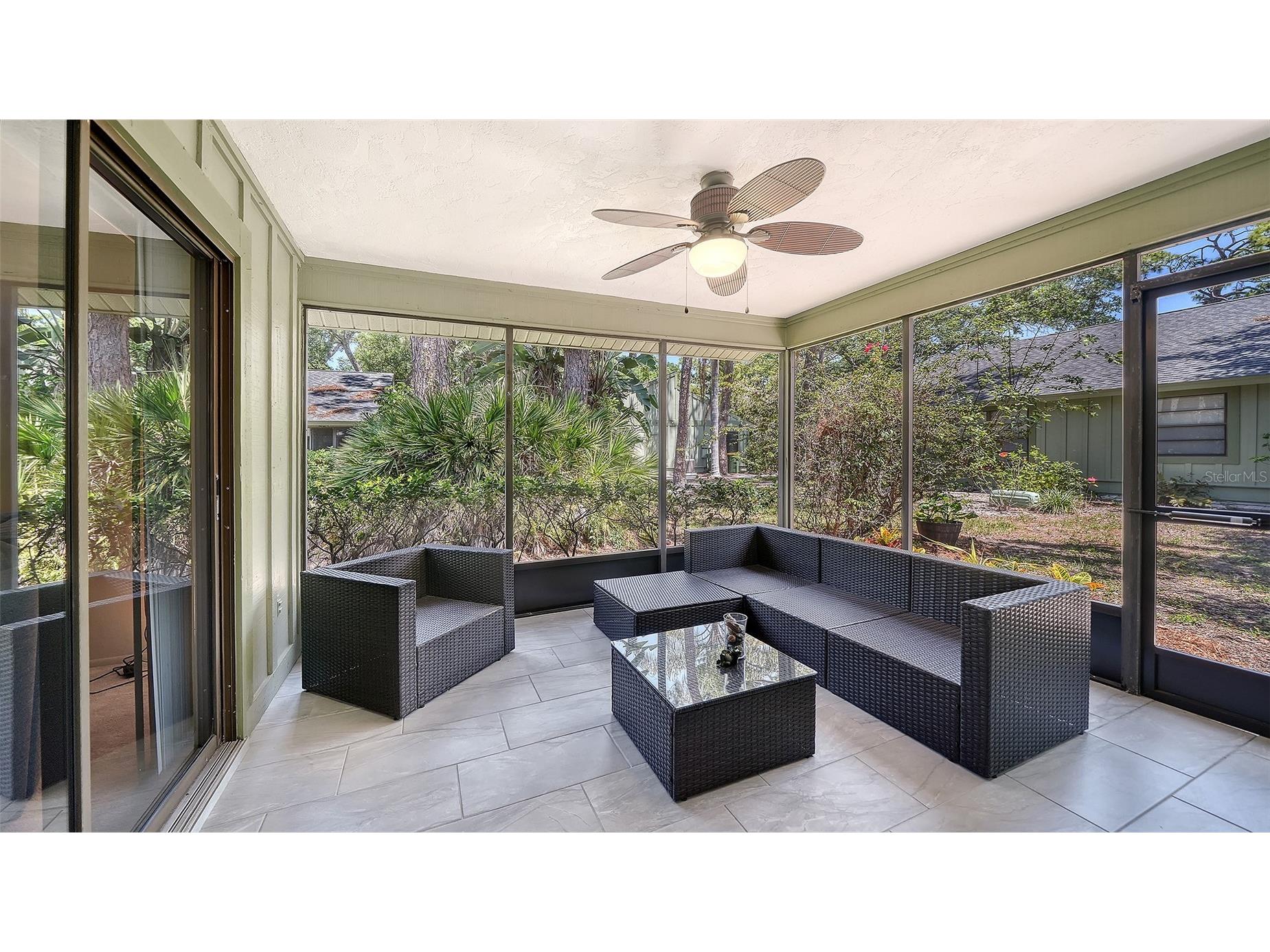 5056 Barrington Circle #2602 Sarasota FL 34234 A4690904 image3