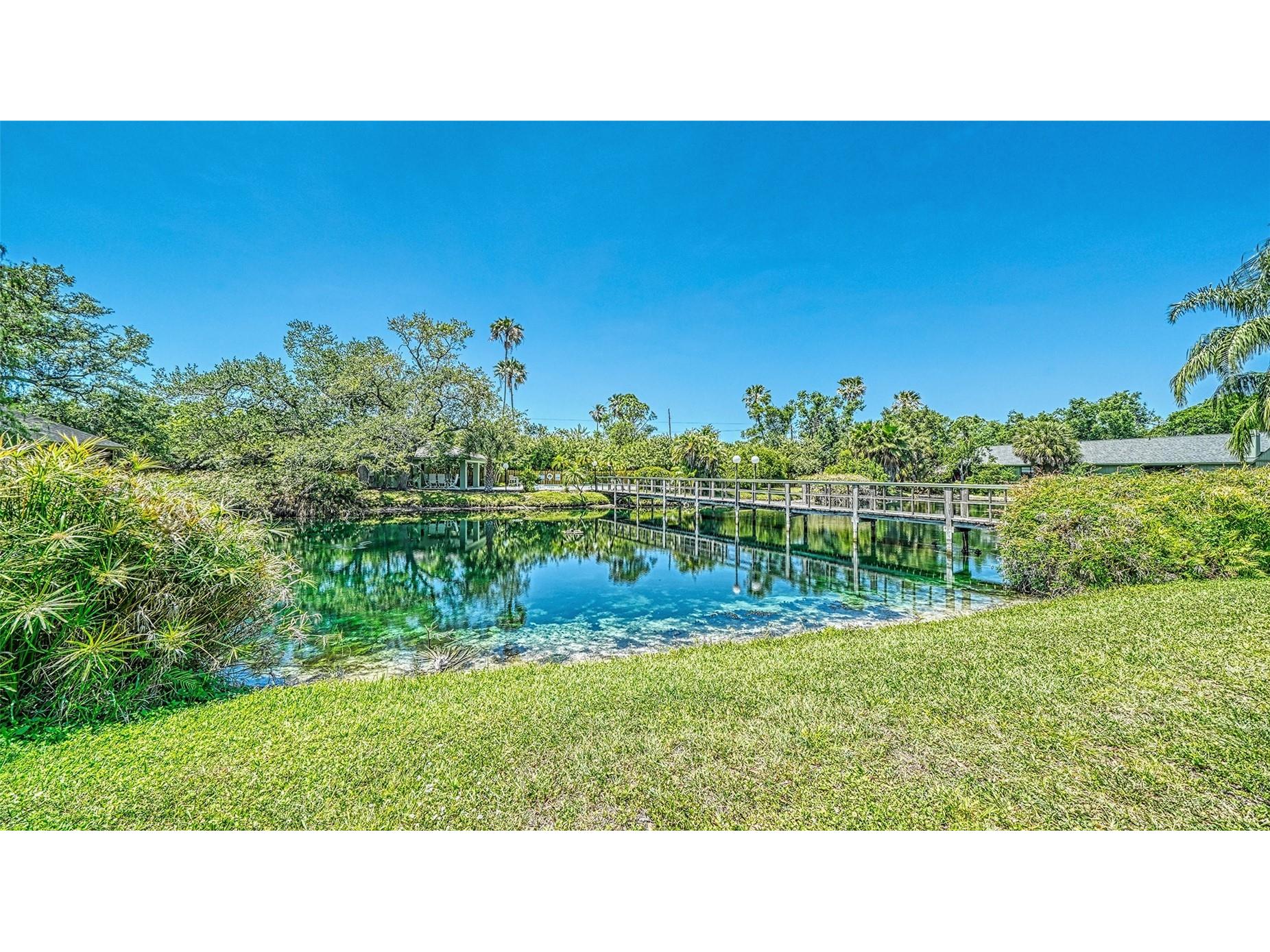 5056 Barrington Circle #2602 Sarasota FL 34234 A4690904 image5