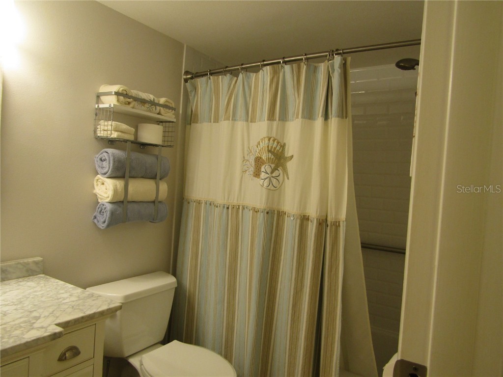 5056 Marsh Field Road #7 Sarasota FL 34235 A4658490 image23