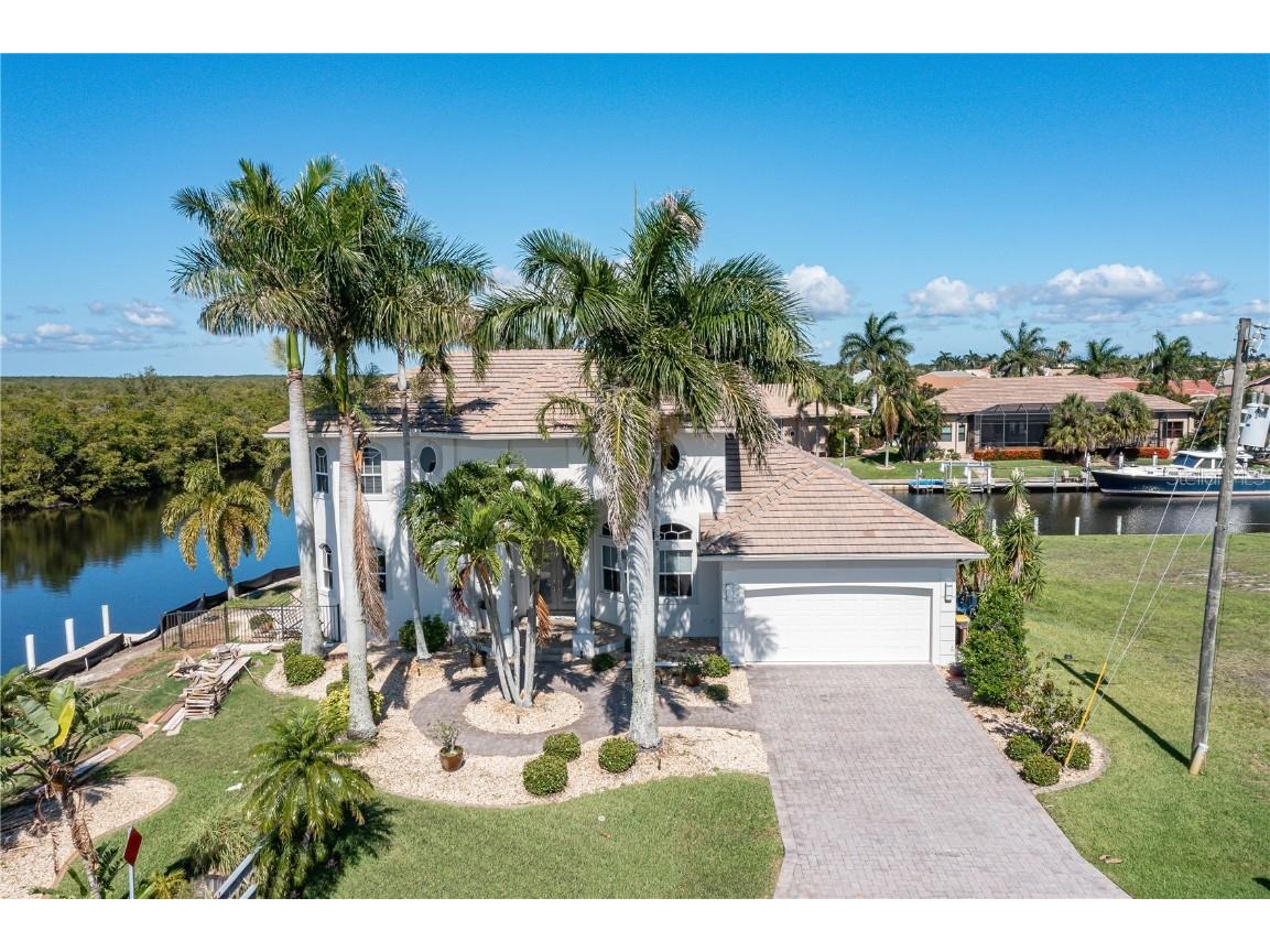 5057 Bal Harbor Boulevard Punta Gorda FL 33950 - PERIMETER CANAL C7473755 image1
