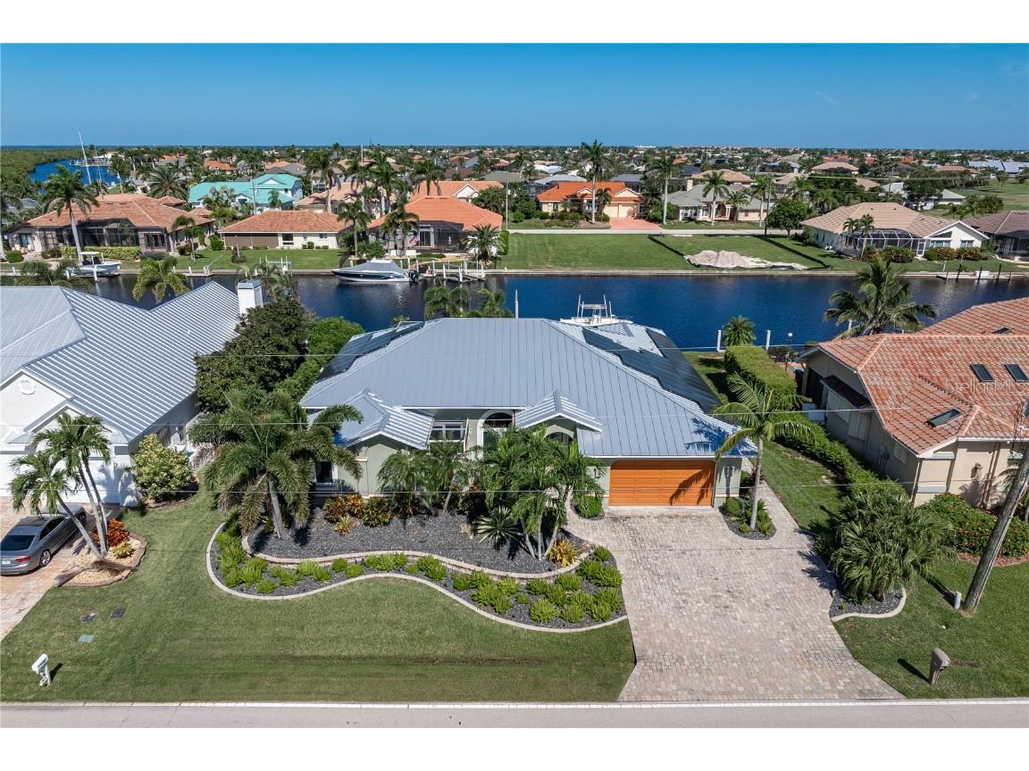 5058 La Costa Island Court Punta Gorda FL 33950 - LA COSTA ISLAND CANAL C7514888 image1