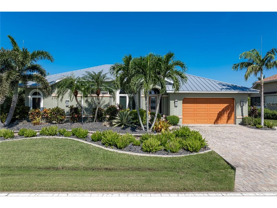 5058 La Costa Island Court Punta Gorda FL 33950 - LA COSTA ISLAND CANAL C7514888 image2