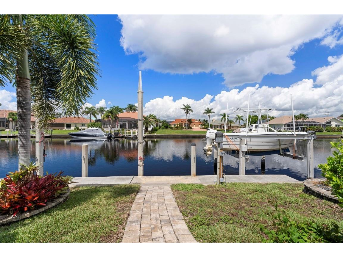 5058 La Costa Island Court Punta Gorda FL 33950 - LA COSTA ISLAND CANAL C7514888 image4