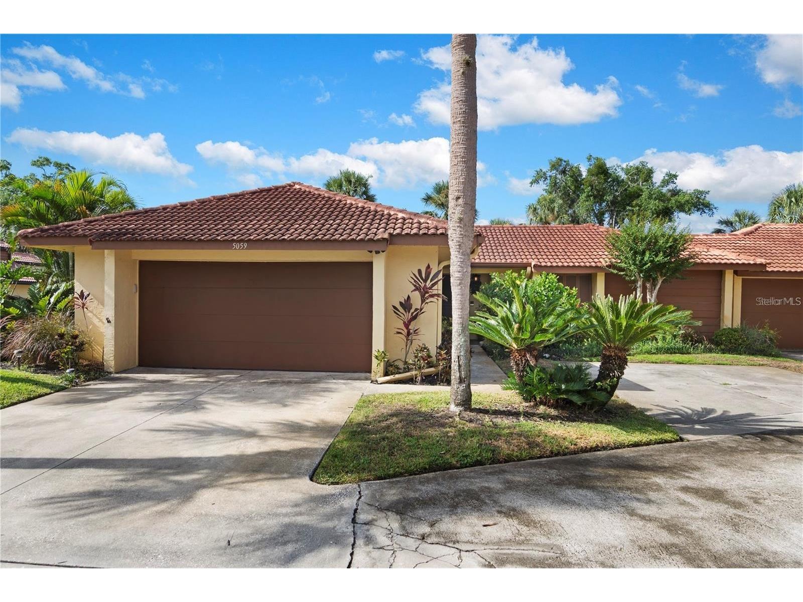 5059 Jamaica Circle #15 Orlando FL 32808 O6372637 image1
