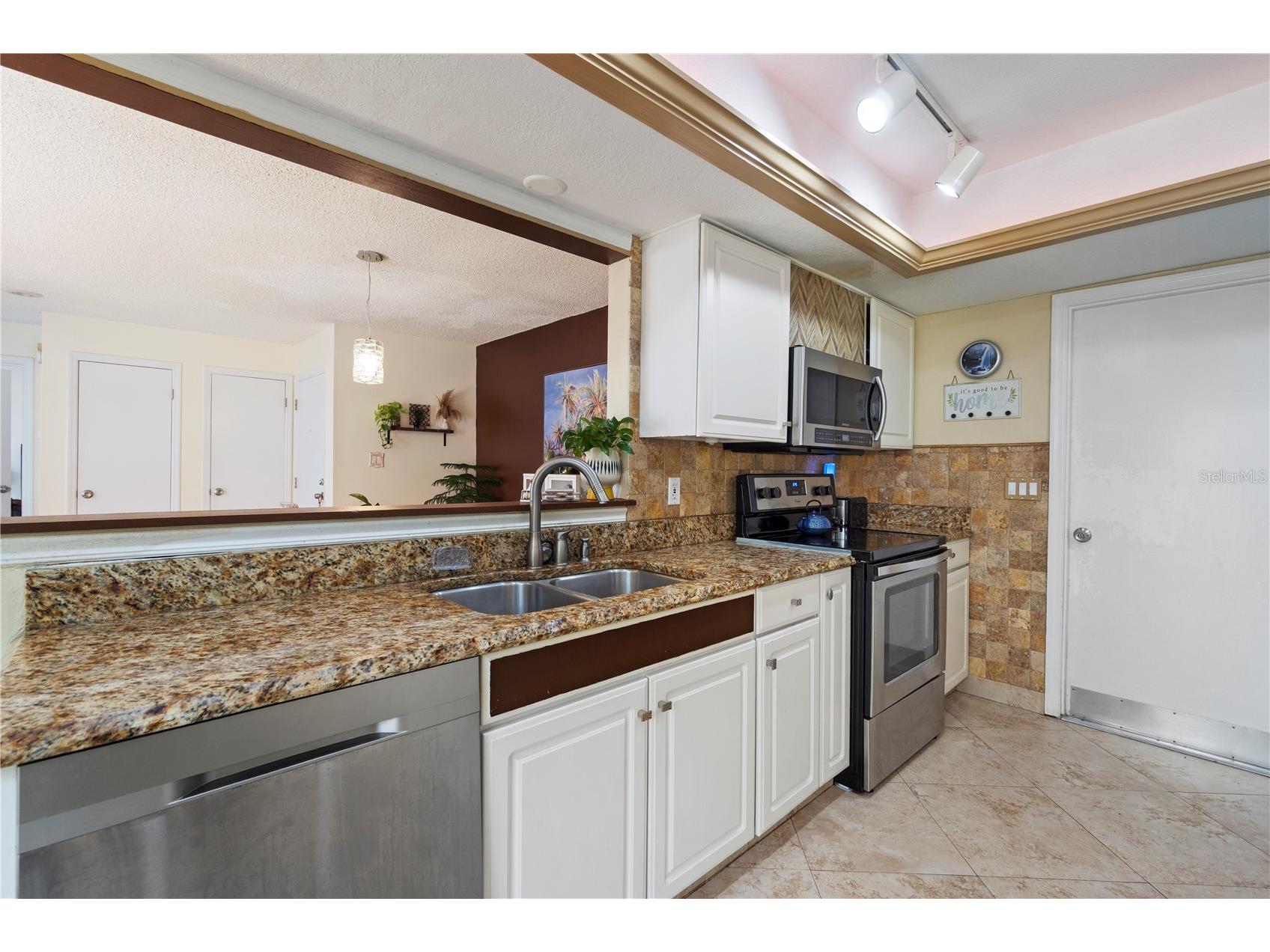 5059 Jamaica Circle #15 Orlando FL 32808 O6372637 image12