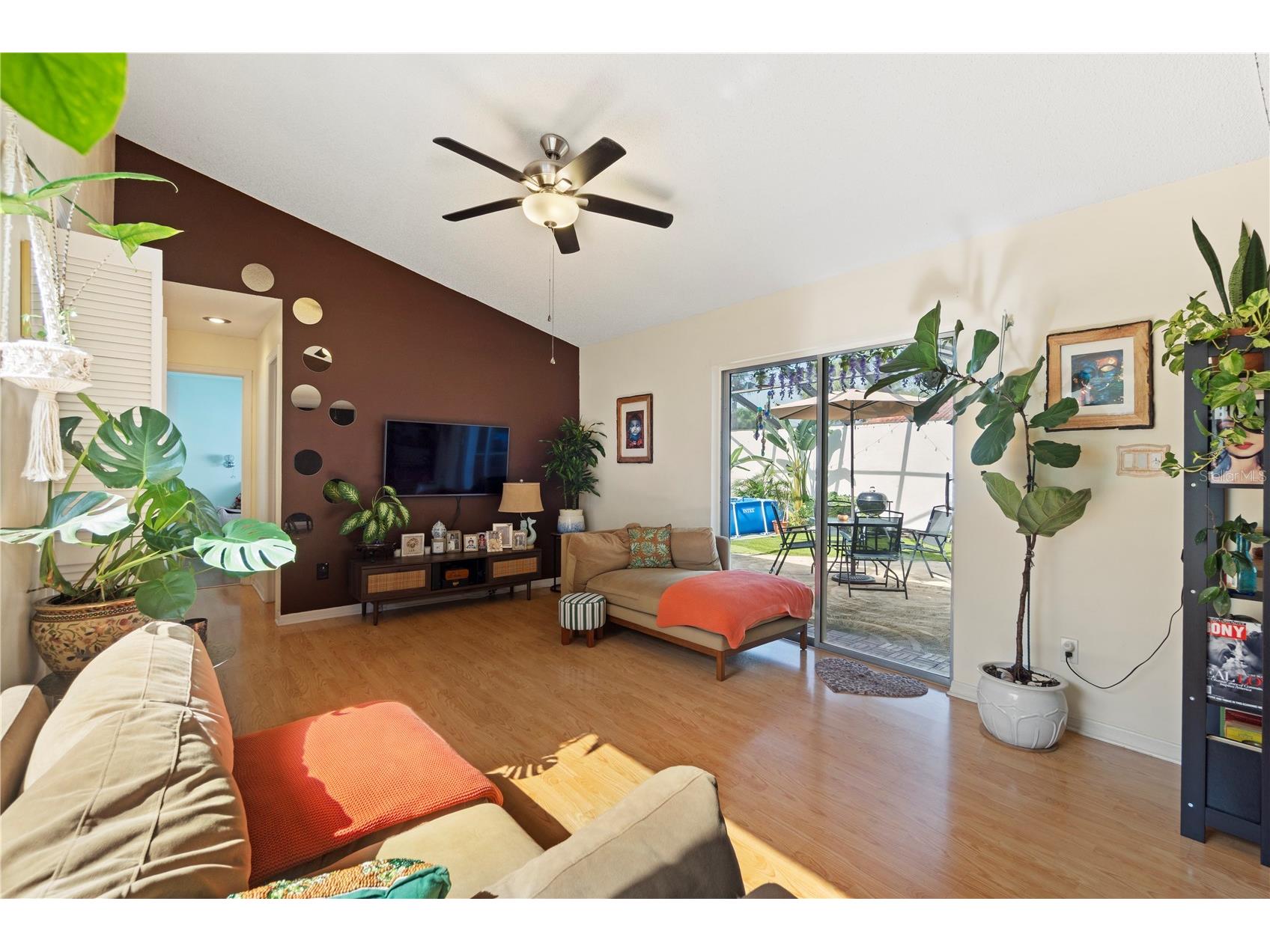 5059 Jamaica Circle #15 Orlando FL 32808 O6372637 image16