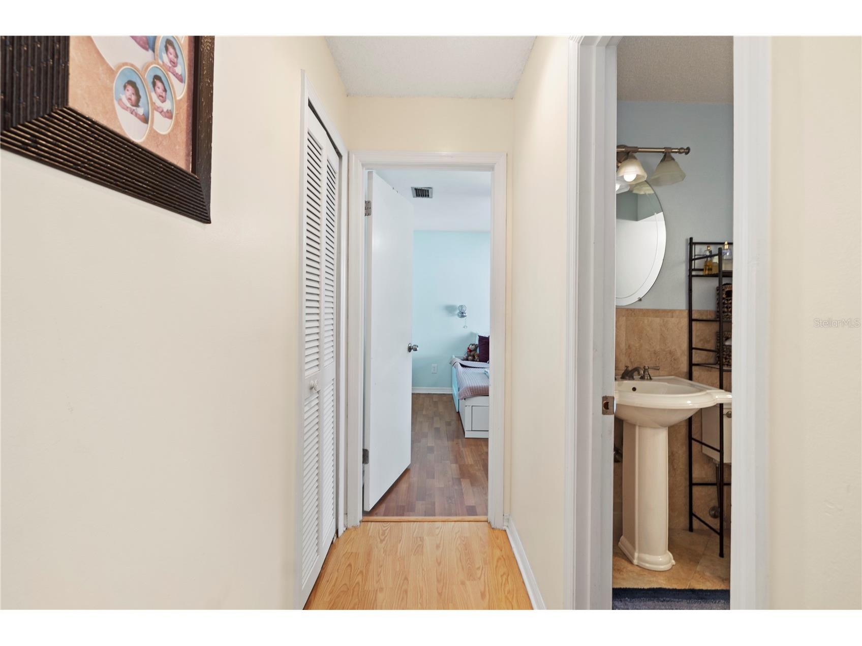 5059 Jamaica Circle #15 Orlando FL 32808 O6372637 image19