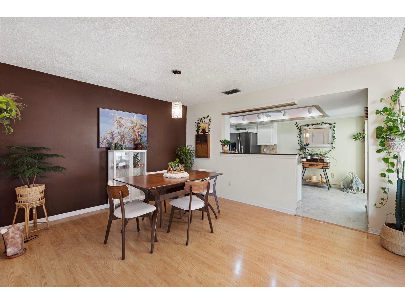 5059 Jamaica Circle #15 Orlando FL 32808 O6372637 image7