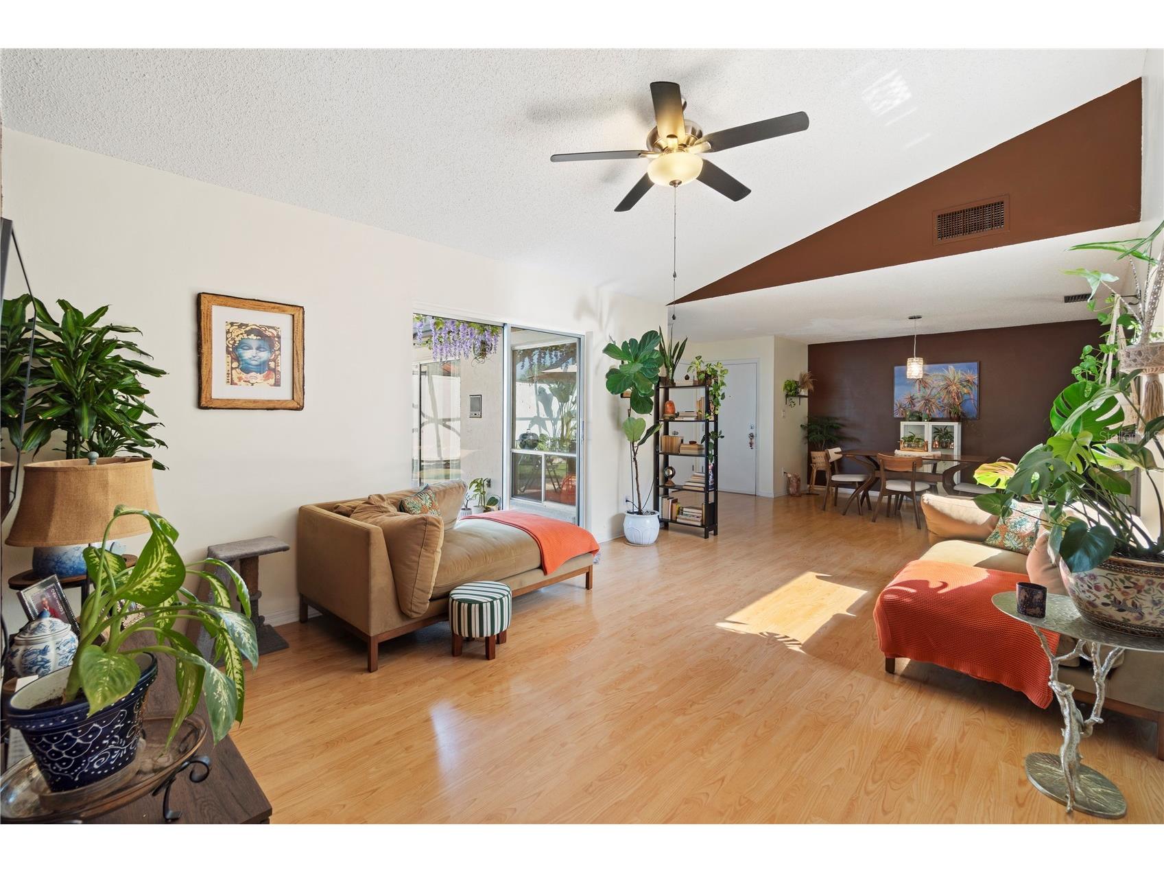 5059 Jamaica Circle #15 Orlando FL 32808 O6372637 image8