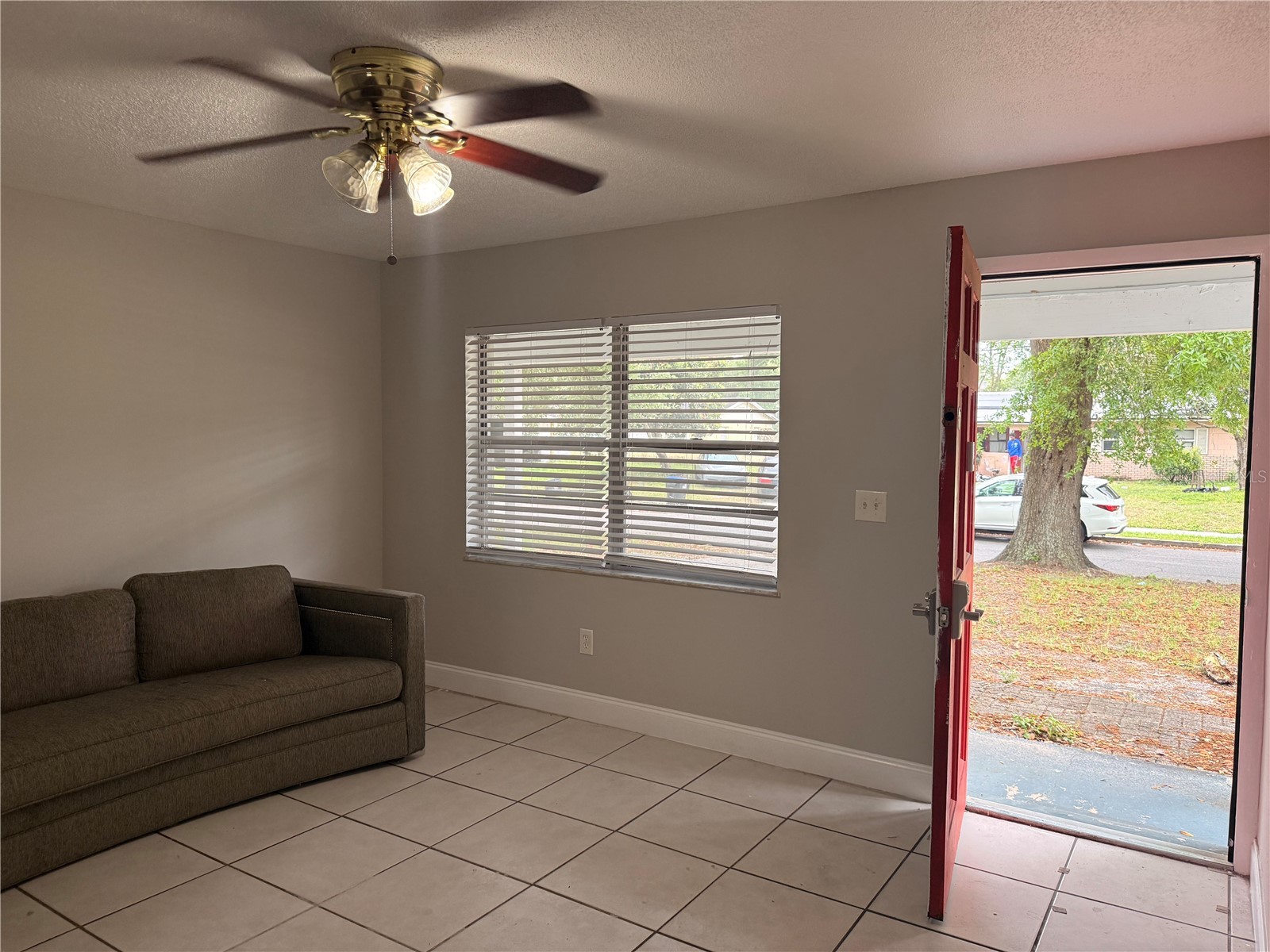 5059 Liming Avenue Orlando FL 32808 G5110725 image2