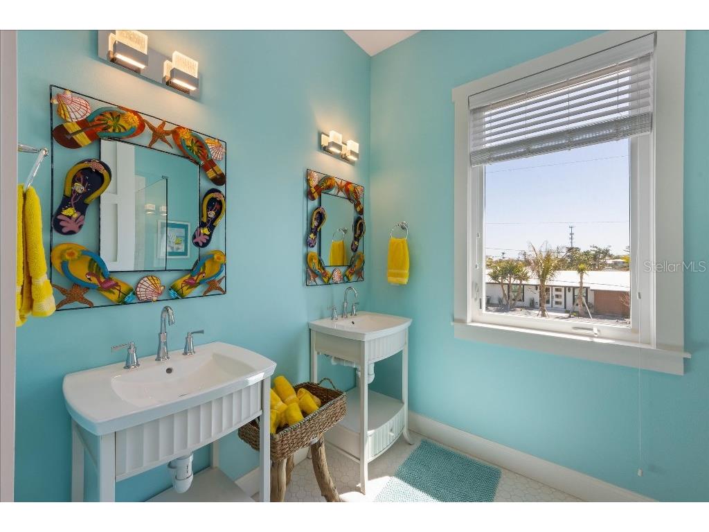 506 65th Street Holmes Beach FL 34217 TB8362062 image22