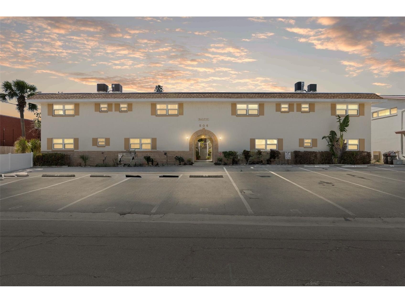 506 71st Ave #7 Saint Pete Beach FL 33706 TB8477815 image1
