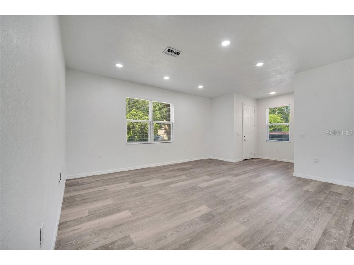 506 E Bay Street Palatka FL 32177 S5129340 image5