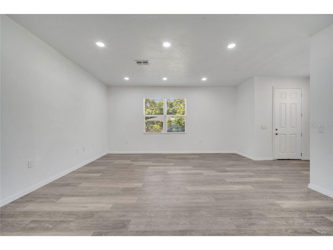 506 E Bay Street Palatka FL 32177 S5129340 image6