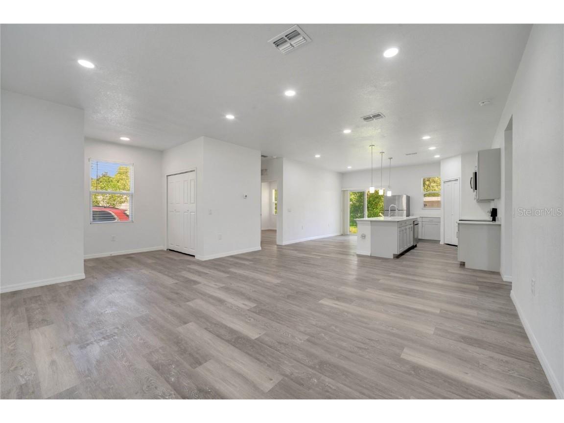 506 E Bay Street Palatka FL 32177 S5129340 image8