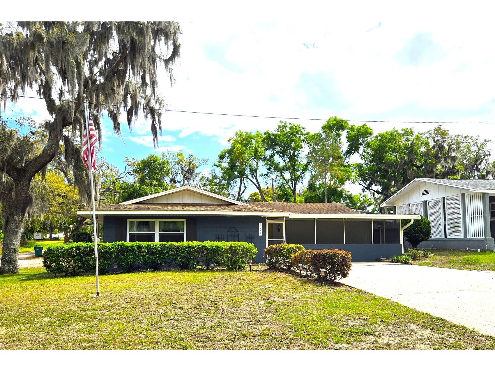 506 E Gottsche Avenue Eustis FL 32726 G5110351 image1