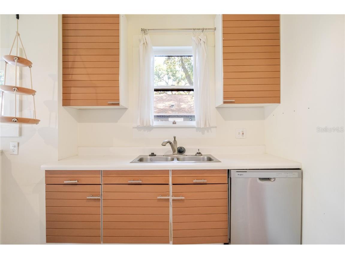 506 E North Street Tampa FL 33604 TB8437152 image12