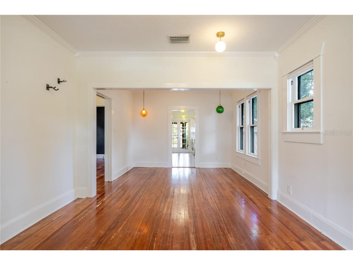 506 E North Street Tampa FL 33604 TB8437152 image7