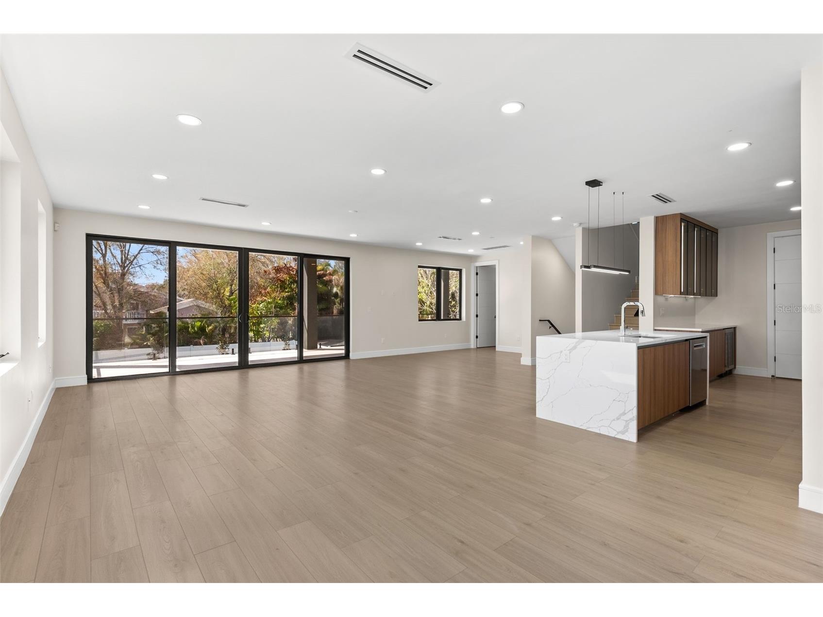 506 Federal Street Oldsmar FL 34677 TB8434625 image15