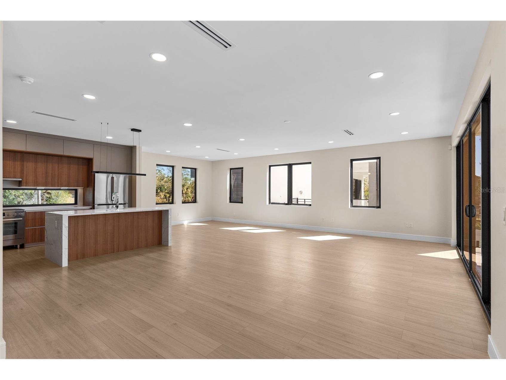 506 Federal Street Oldsmar FL 34677 TB8434625 image18