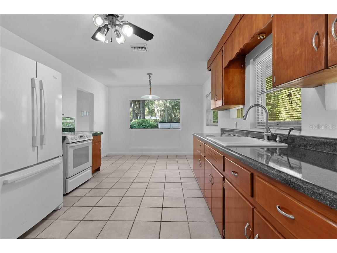 506 NE 10th Avenue #A Ocala FL 34470 OM713785 image10