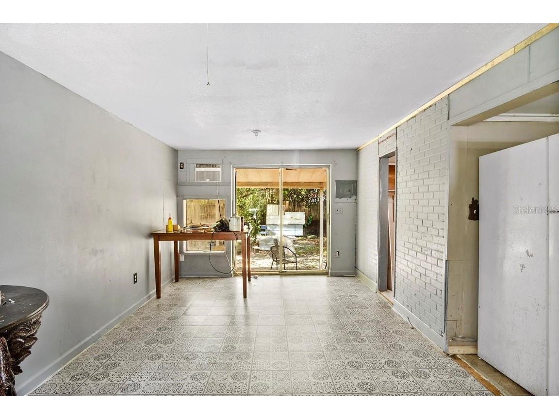 506 Roosevelt Avenue Masaryktown FL 34604 W7877555 image2