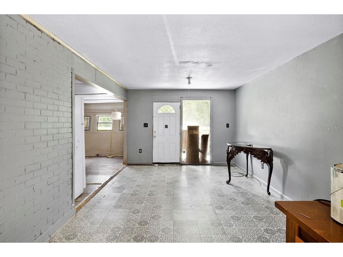 506 Roosevelt Avenue Masaryktown FL 34604 W7877555 image3